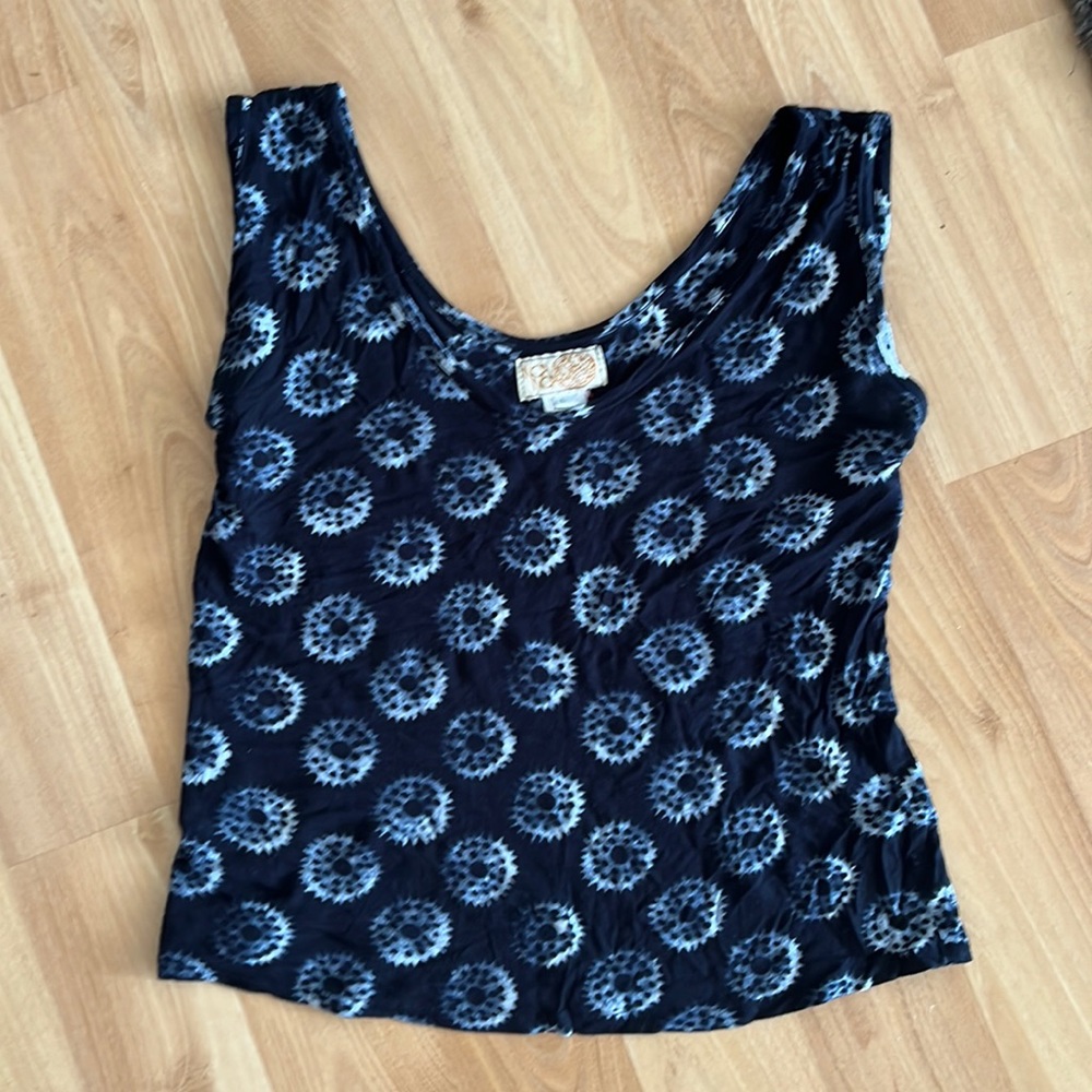Cute one of a kind Noa Noa sea urchin print Hawaiian top